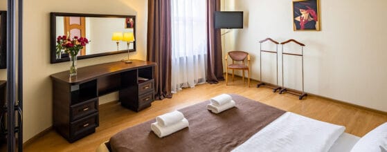 Номер у готелі Галактика